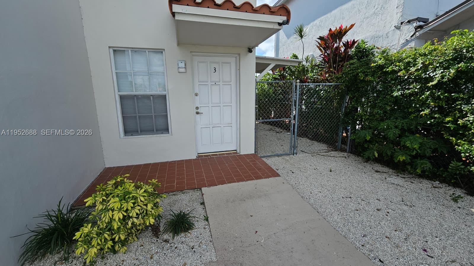 5720 Southwest 5th Street, Unit 3 Miami, FL 33144 - Photo 4 of 24 Photo 4
