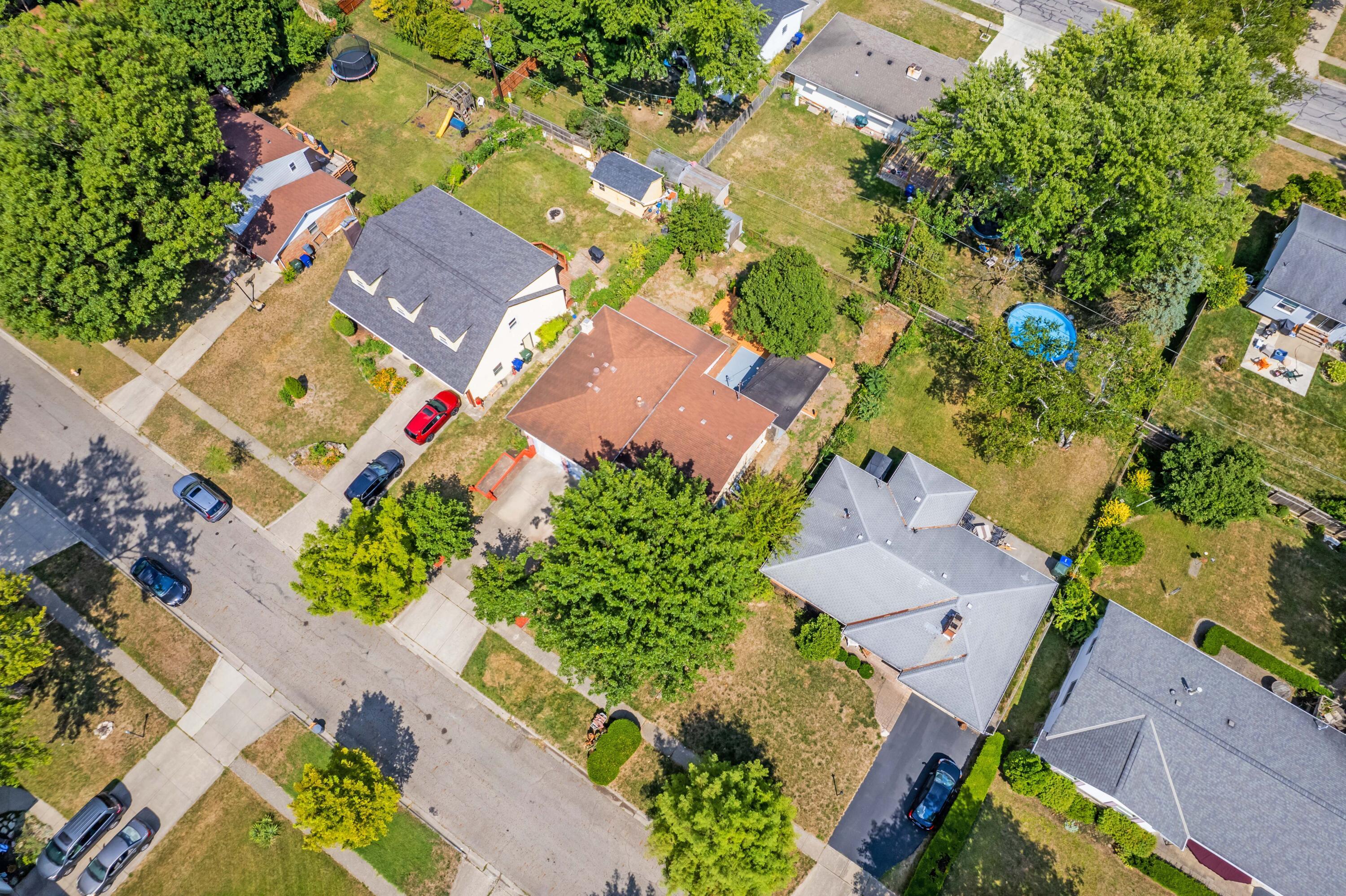5546 Redwood Road Columbus, OH 43229 - Photo 3 of 66 3-print-DJI_0045