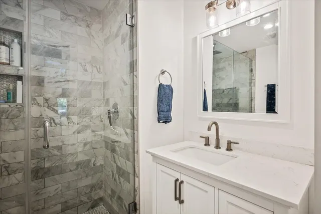 $470,000 | 1583 West Robinhood Drive, Charleston, SC 29407