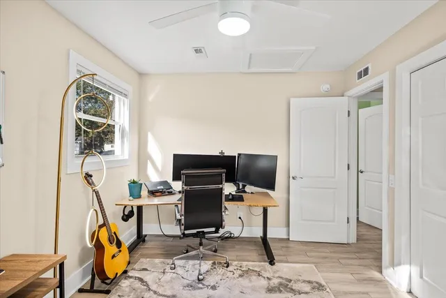 $470,000 | 1583 West Robinhood Drive, Charleston, SC 29407