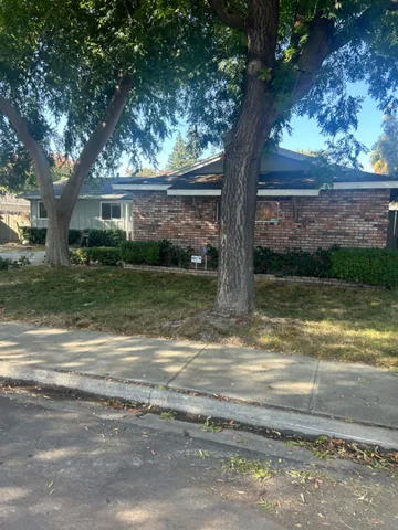 $470,000 | 1229 Eastridge Drive, Modesto, CA 95355