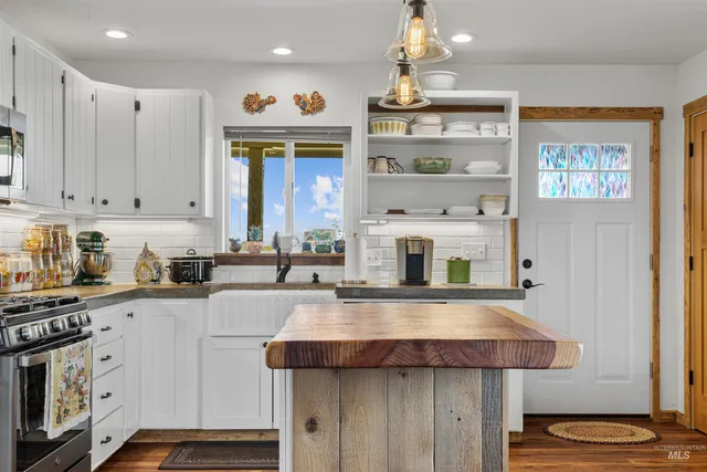 $777,000 | 35406 Galen Drive, Lewiston, ID 83501