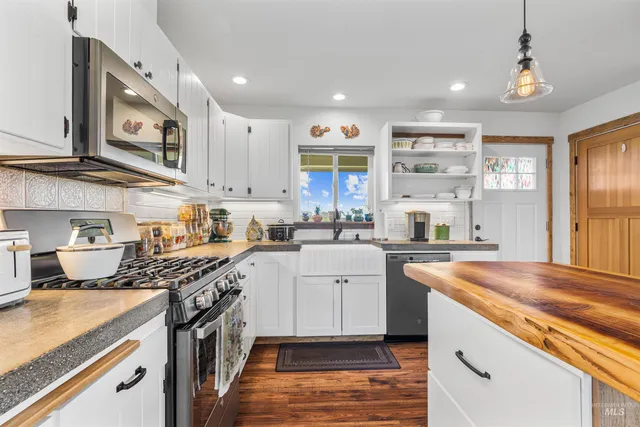 $777,000 | 35406 Galen Drive, Lewiston, ID 83501