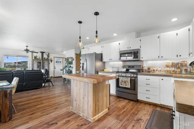 $777,000 | 35406 Galen Drive, Lewiston, ID 83501