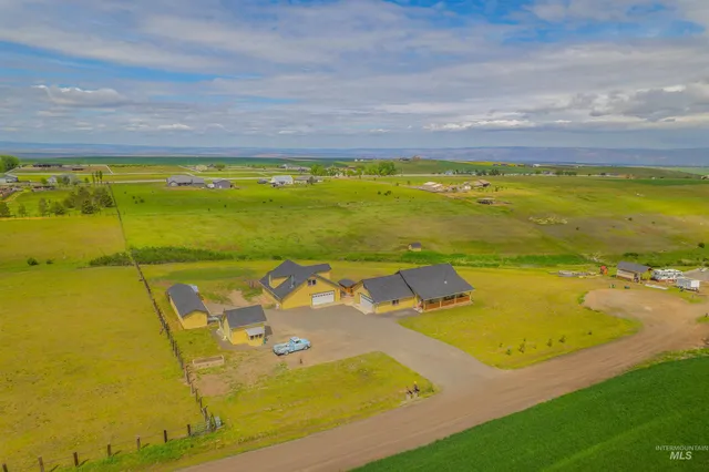 $777,000 | 35406 Galen Drive, Lewiston, ID 83501