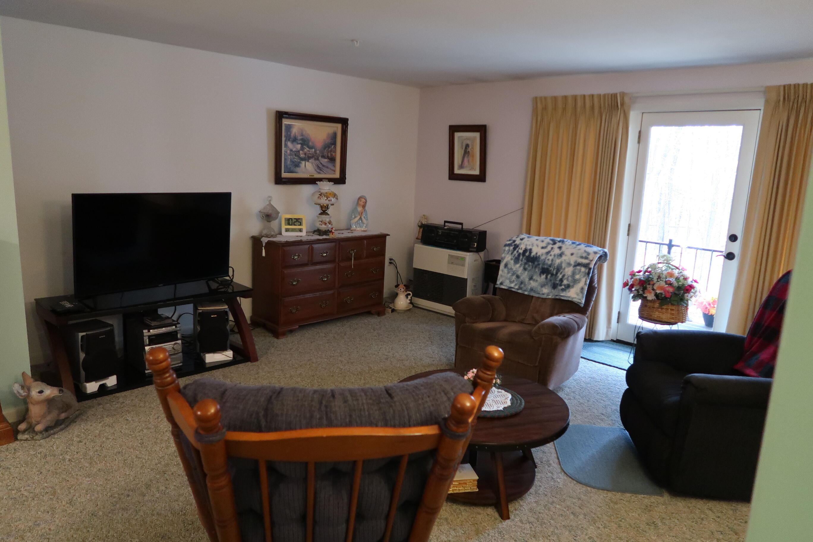 65 Smith Street, Unit 8 Augusta, ME 04330 - Photo 15 of 28 IMG_0828