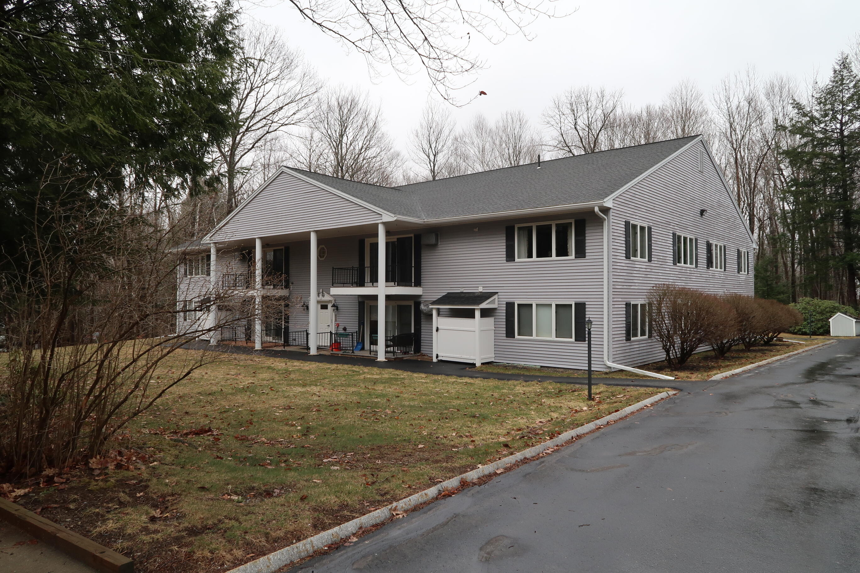 65 Smith Street, Unit 8 Augusta, ME 04330 - Photo 2 of 28 IMG_0815