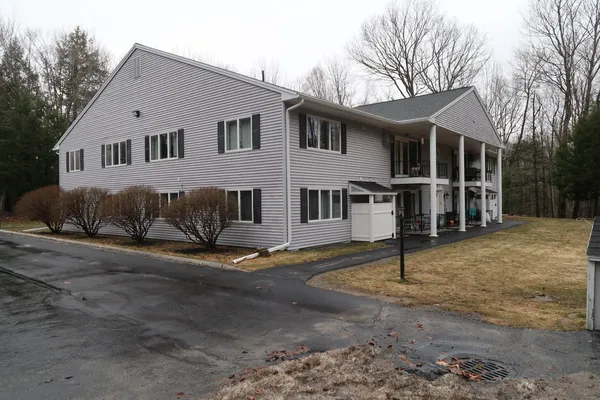 $232,900 | 65 Smith Street, Unit 8, Augusta, ME 04330