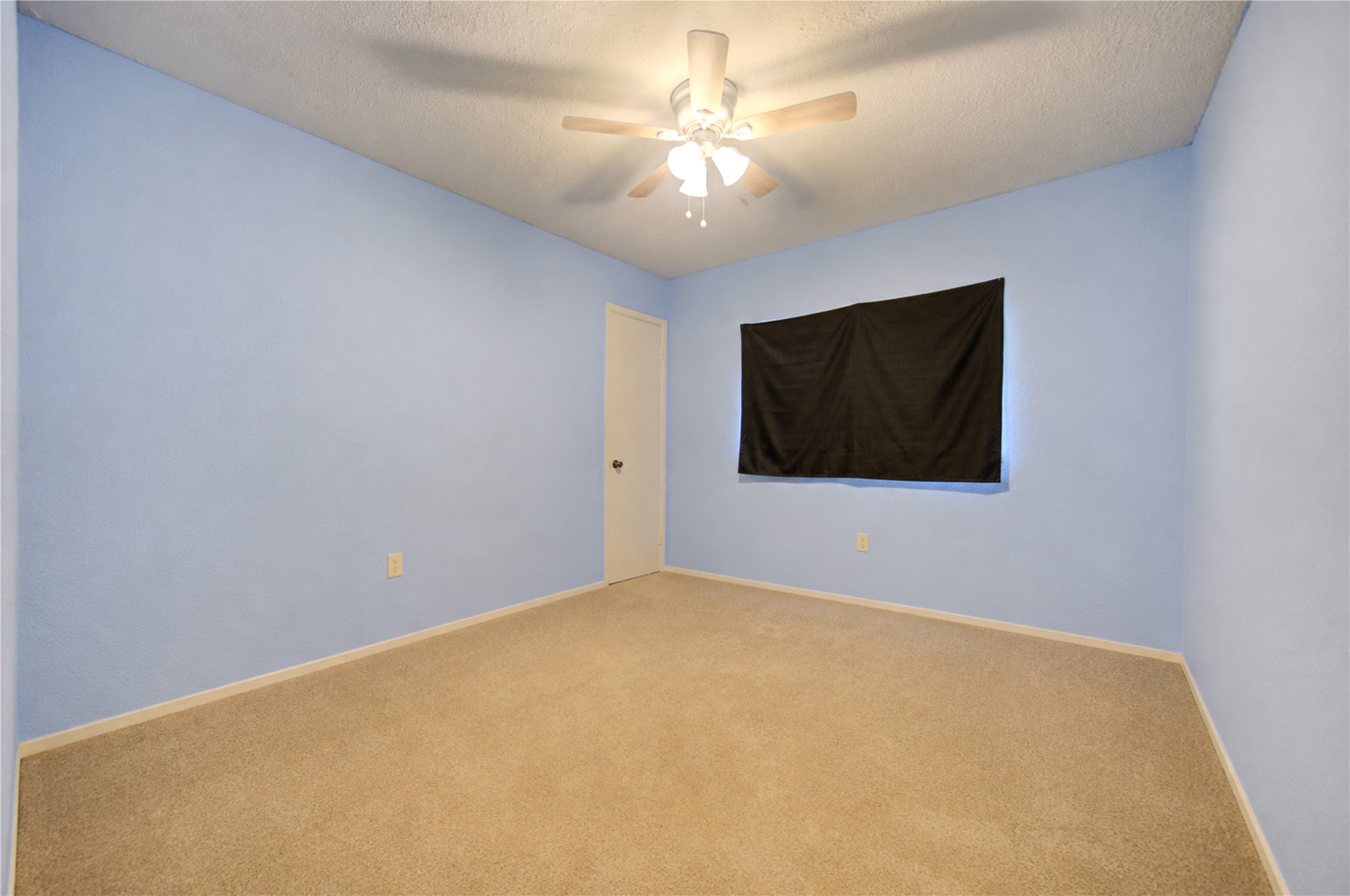316 North Ranch House Road Angleton, TX 77515 - Photo 22 of 30 3rd bedroom