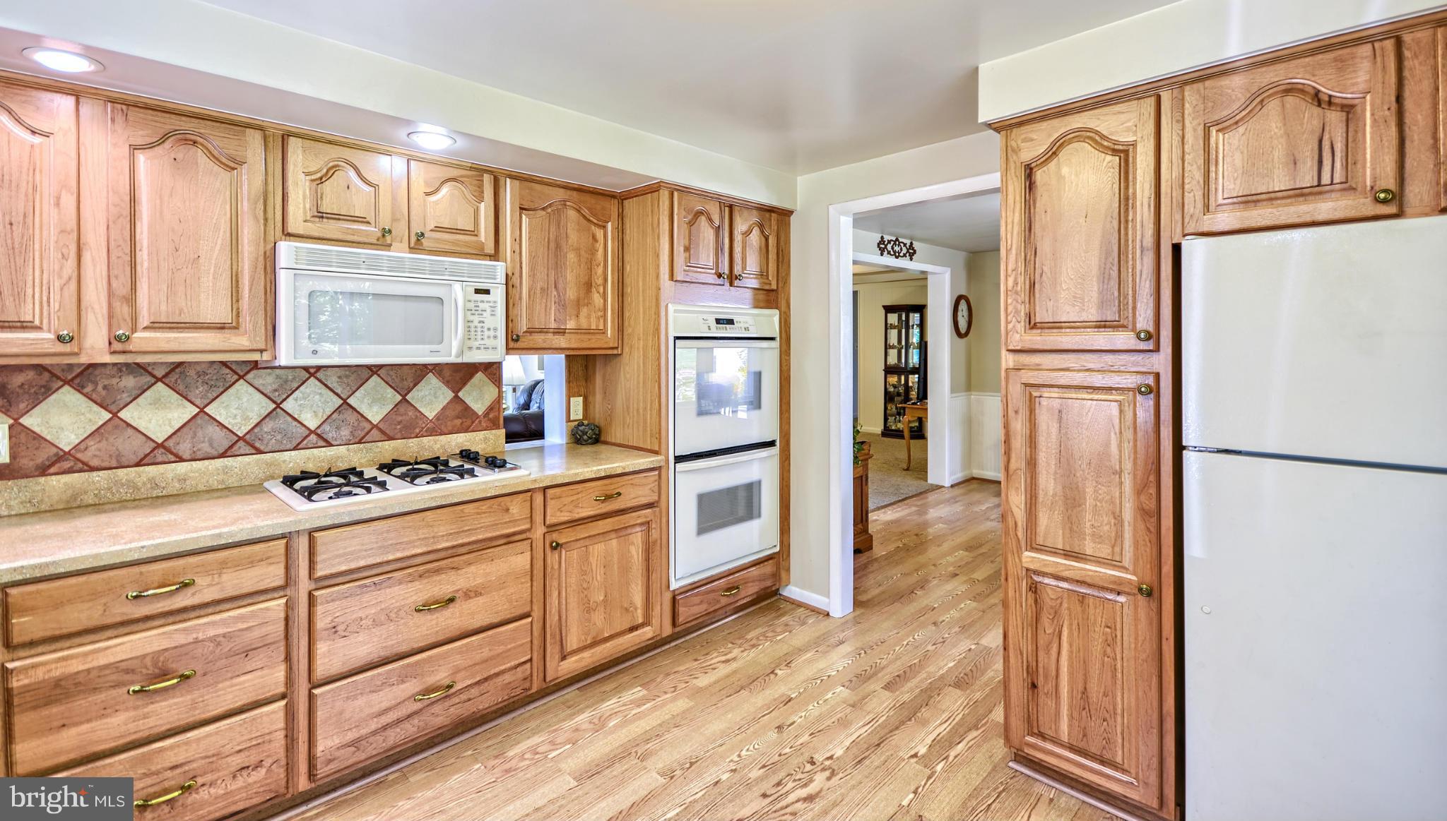 2904 Basford Road Frederick, MD 21703 - Photo 2 of 30 Kitchen
