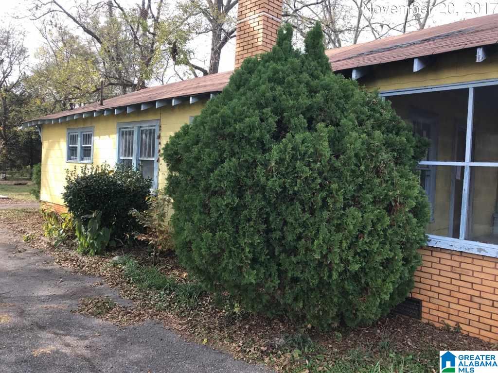 916 17th Way Southwest Birmingham, AL 35211 - Photo 13 of 15