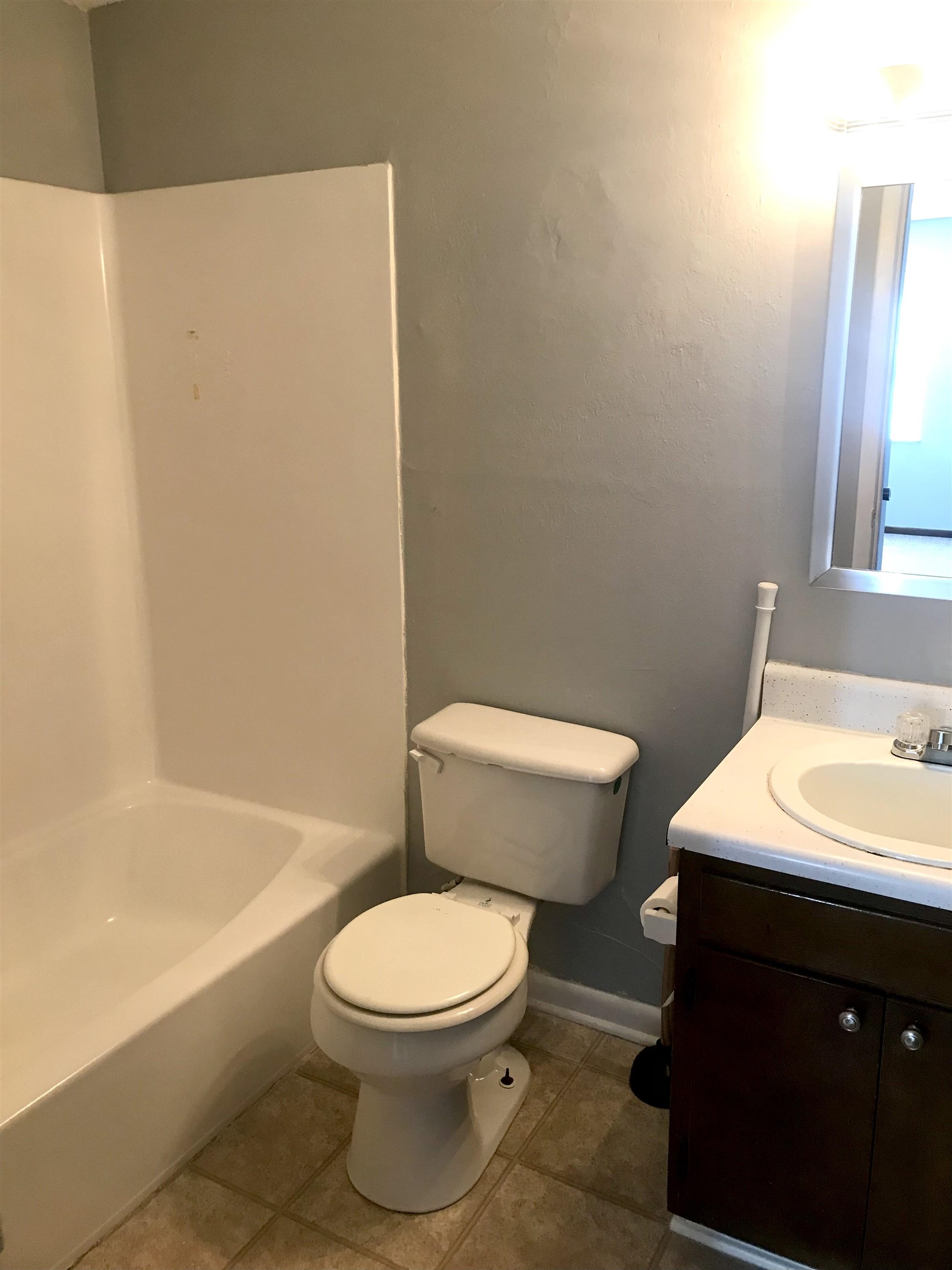 324 South Lipona Road, Unit 7 Tallahassee, FL 32304 - Photo 7 of 8