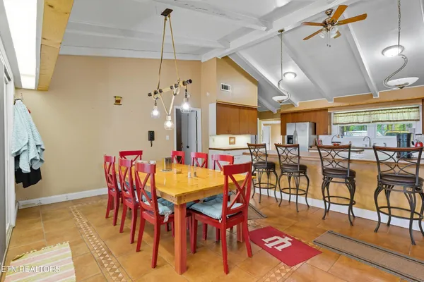 $650,000 | 605 South Lake Drive, Oneida, TN 37841