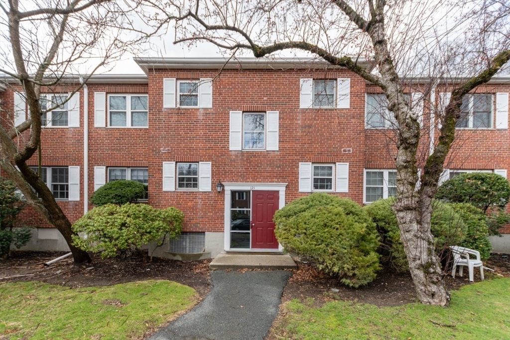 121 Lake Shore Road, Unit 2 Boston, MA 02135 - Photo 26 of 32 front view of a house