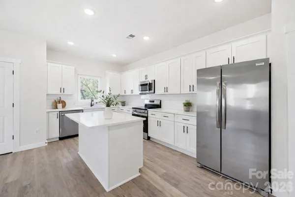 $329,000 | 2332 Merts Way, Hudson, NC 28638