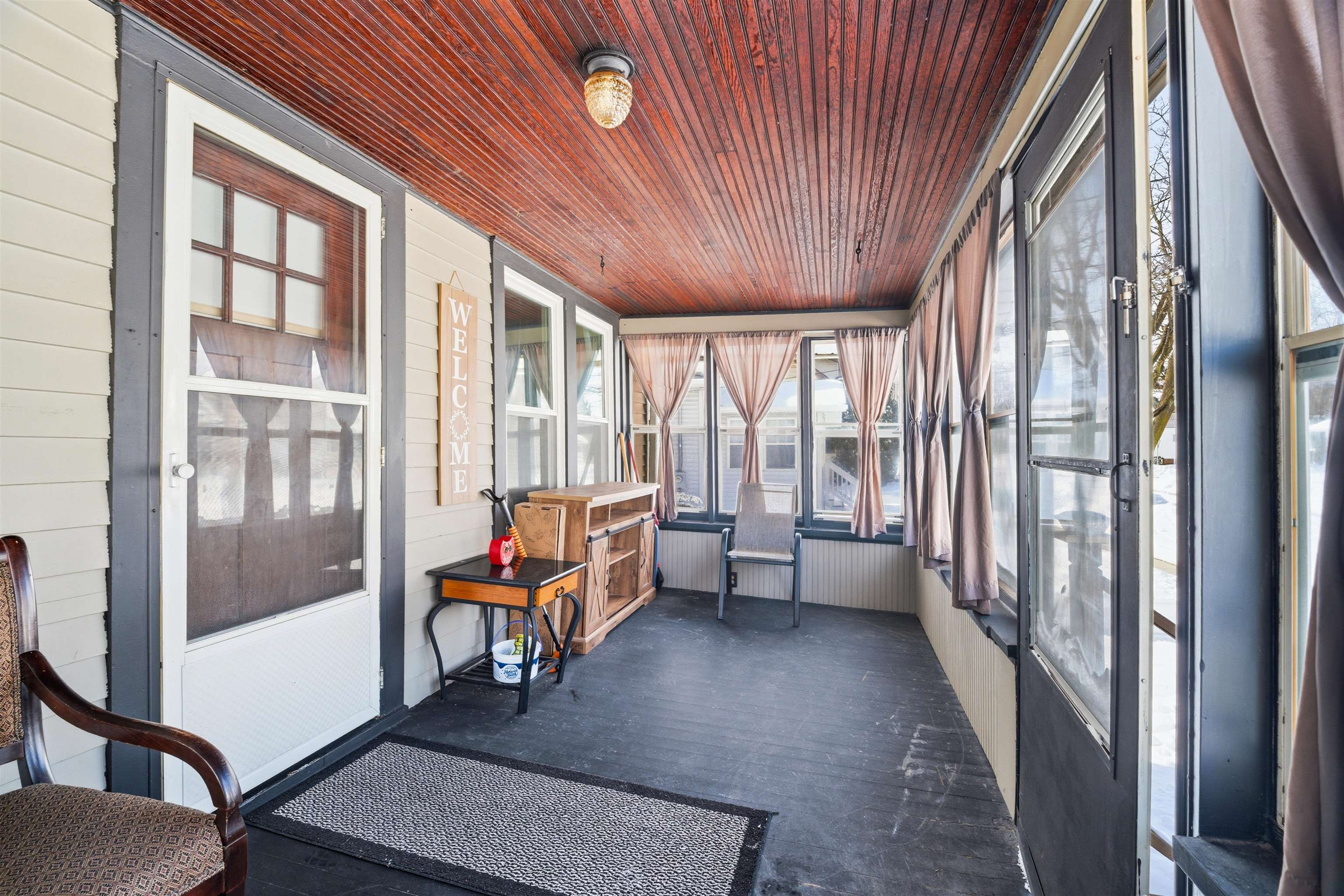 923 West Elsie Street Appleton, WI 54914 - Photo 2 of 34