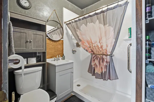 $200,000 | 923 West Elsie Street, Appleton, WI 54914