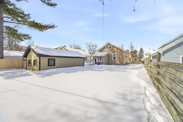 $200,000 | 923 West Elsie Street, Appleton, WI 54914