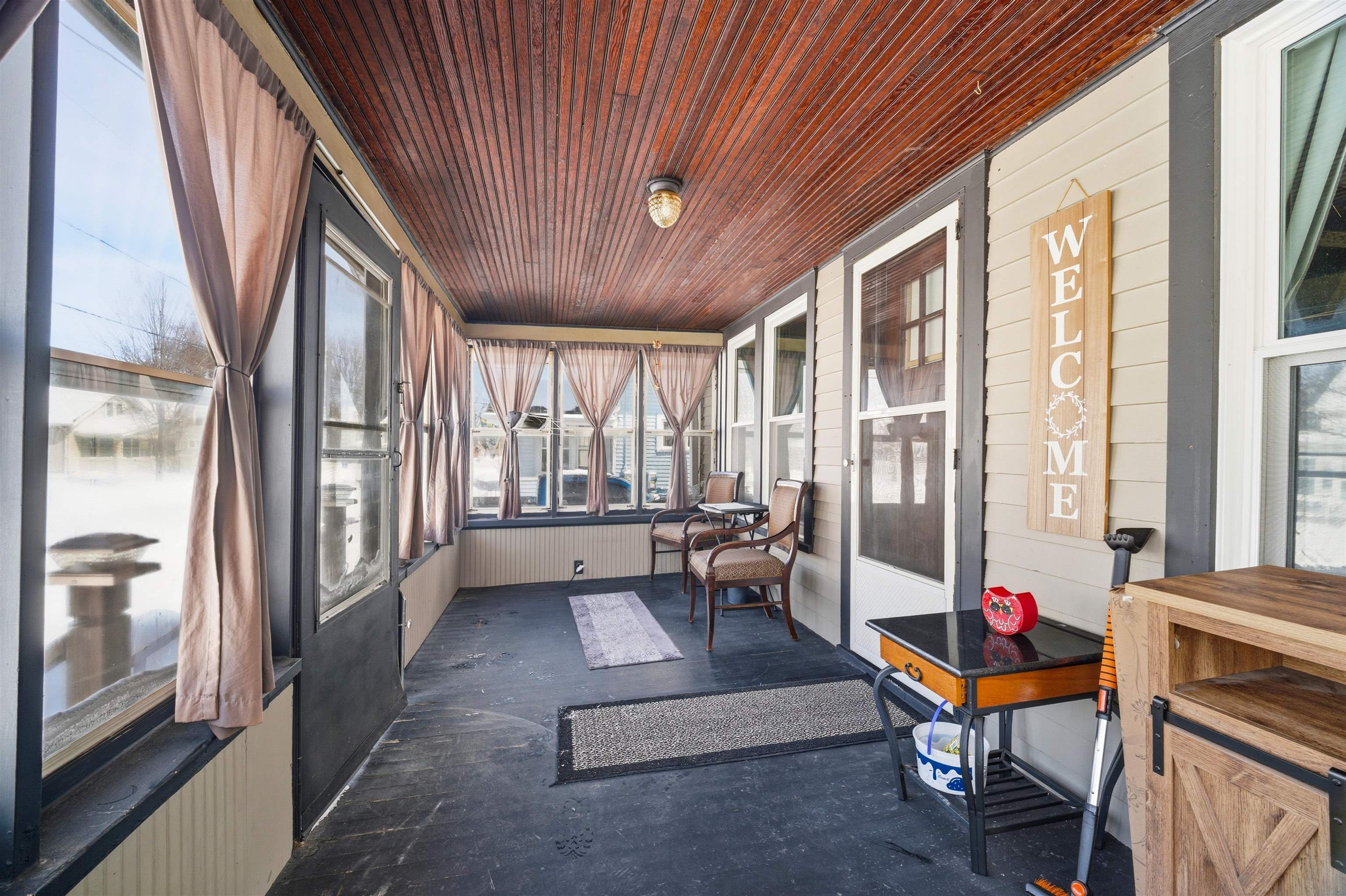 923 West Elsie Street Appleton, WI 54914 - Photo 3 of 34