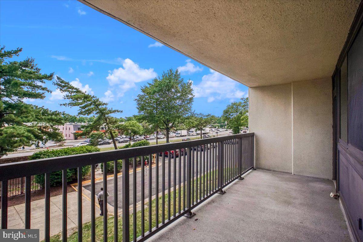 5501 Seminary Road, Unit 106S Falls Church, VA 22041 - Photo 16 of 59 Sunny balcony with scenic views.
