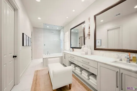 $1,049,000 | 11437 Center Ct Boulevard, Baton Rouge, LA 70810