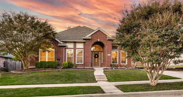 $460,000 | 2700 Rochelle Drive, McKinney, TX 75070