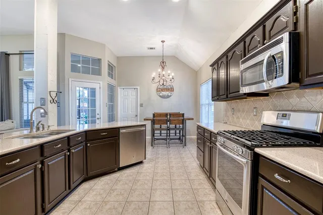 $460,000 | 2700 Rochelle Drive, McKinney, TX 75070