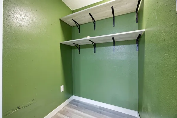 $92,500 | 842 Center Street, Enderlin, ND 58027