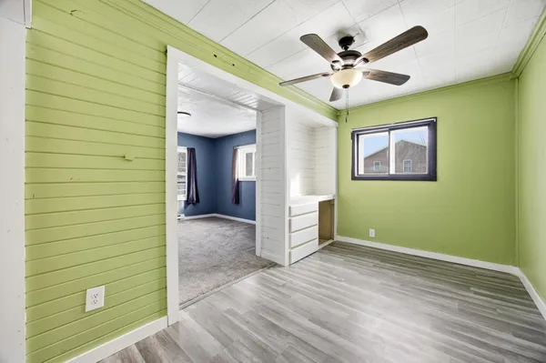 $92,500 | 842 Center Street, Enderlin, ND 58027