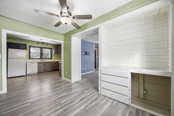 $92,500 | 842 Center Street, Enderlin, ND 58027