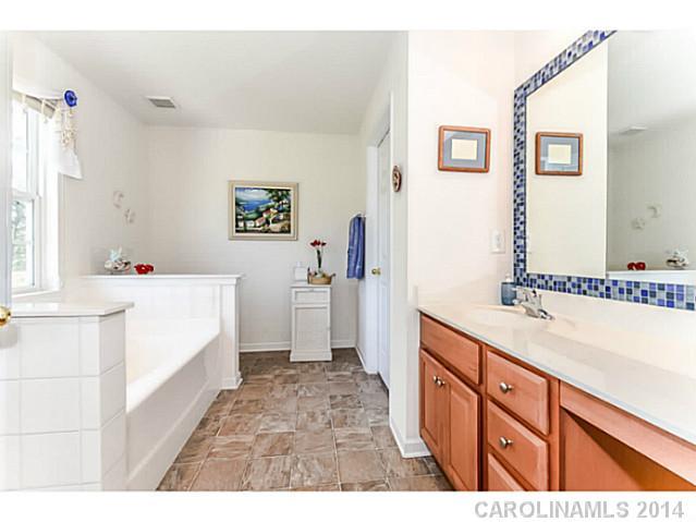 175 Snead Road, Unit 175 Fort Mill, SC 29715 - Photo 10 of 16