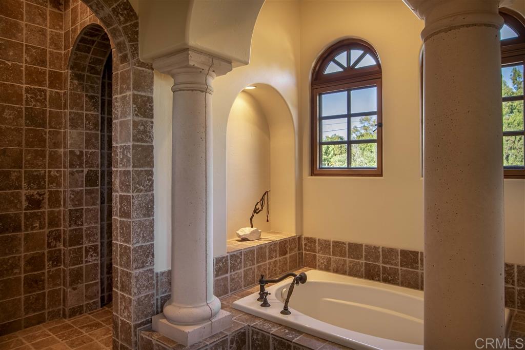 2703 Vía Rancheros Fallbrook, CA 92028 - Photo 14 of 25