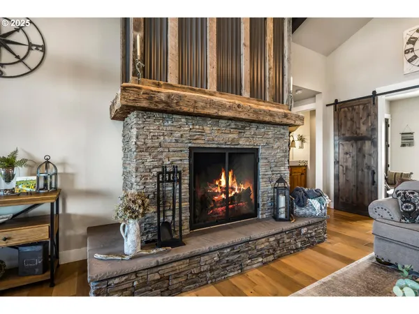 $1,995,000 | 16368 South W Hat Rock Loop, Powell Butte, OR 97753