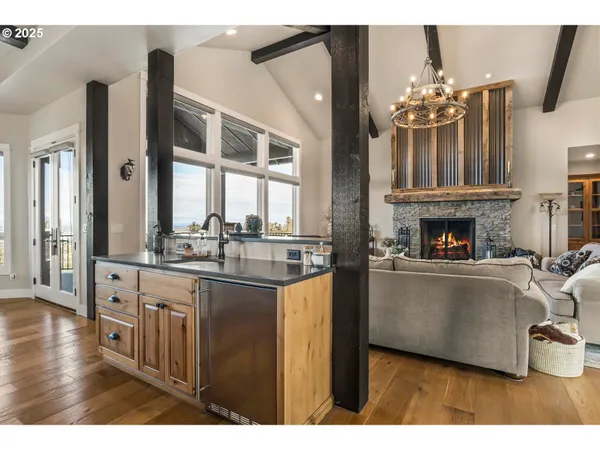 $1,995,000 | 16368 South W Hat Rock Loop, Powell Butte, OR 97753