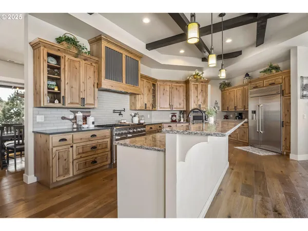 $1,995,000 | 16368 South W Hat Rock Loop, Powell Butte, OR 97753