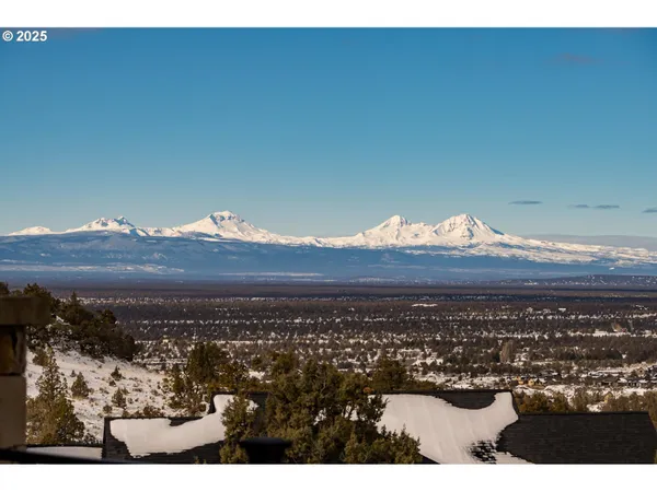 $1,995,000 | 16368 South W Hat Rock Loop, Powell Butte, OR 97753