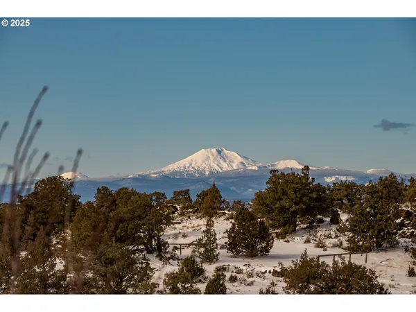 $1,995,000 | 16368 South W Hat Rock Loop, Powell Butte, OR 97753