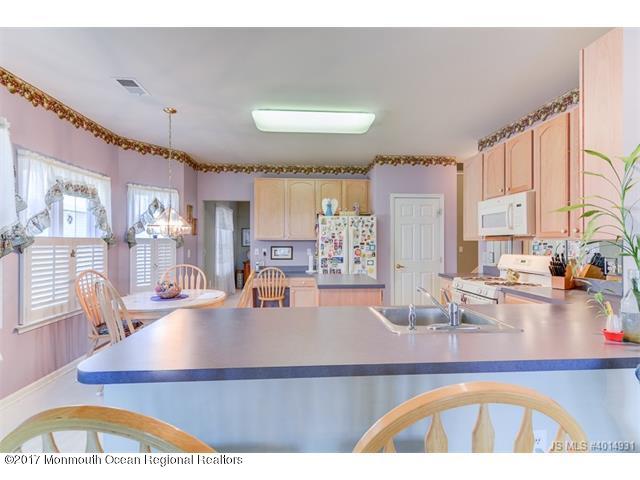 43 Pancoast Road Waretown, NJ 08758 - Photo 12 of 30 43 PAncoast Road 12