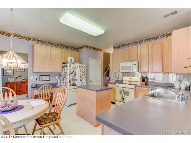 43 Pancoast Road Waretown, NJ 08758 - Photo 10 of 30 43 Pancoast Road 10