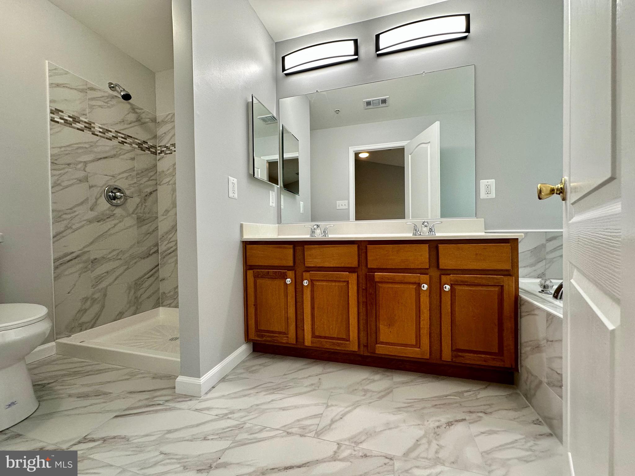 15503 Kennett Square Way Brandywine, MD 20613 - Photo 33 of 72 Master Bathroom