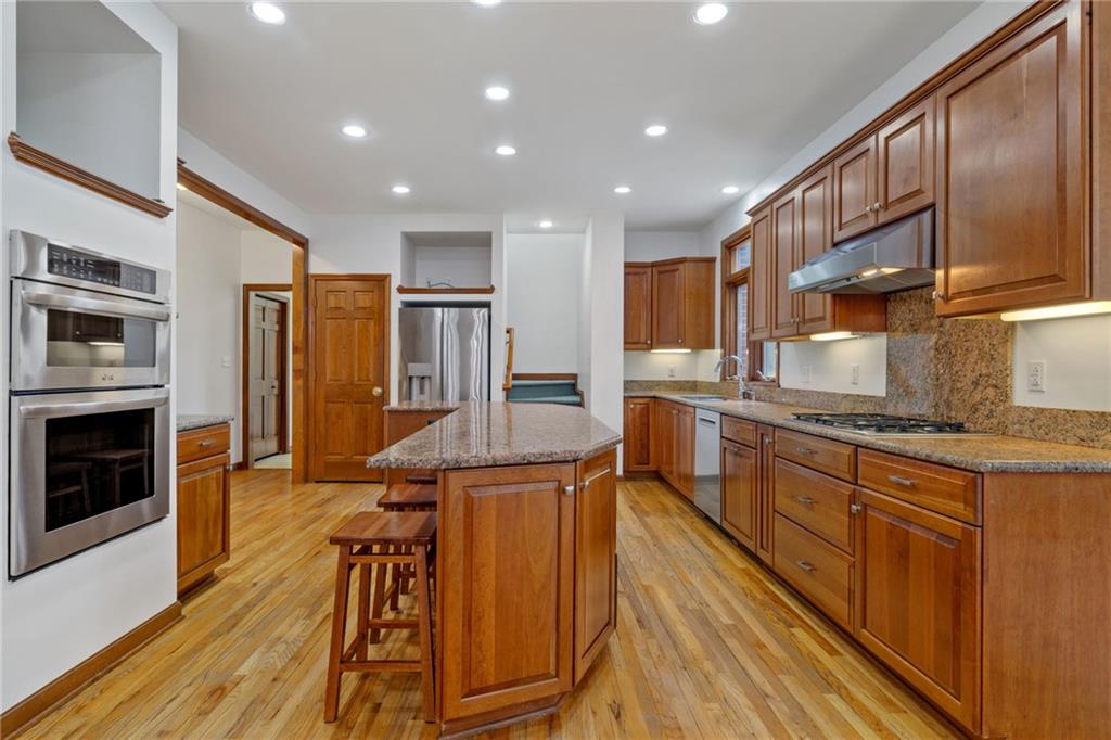 910 Settlers Ridge Road Pittsburgh, PA 15238 - Photo 9 of 50 Gallery Image 9