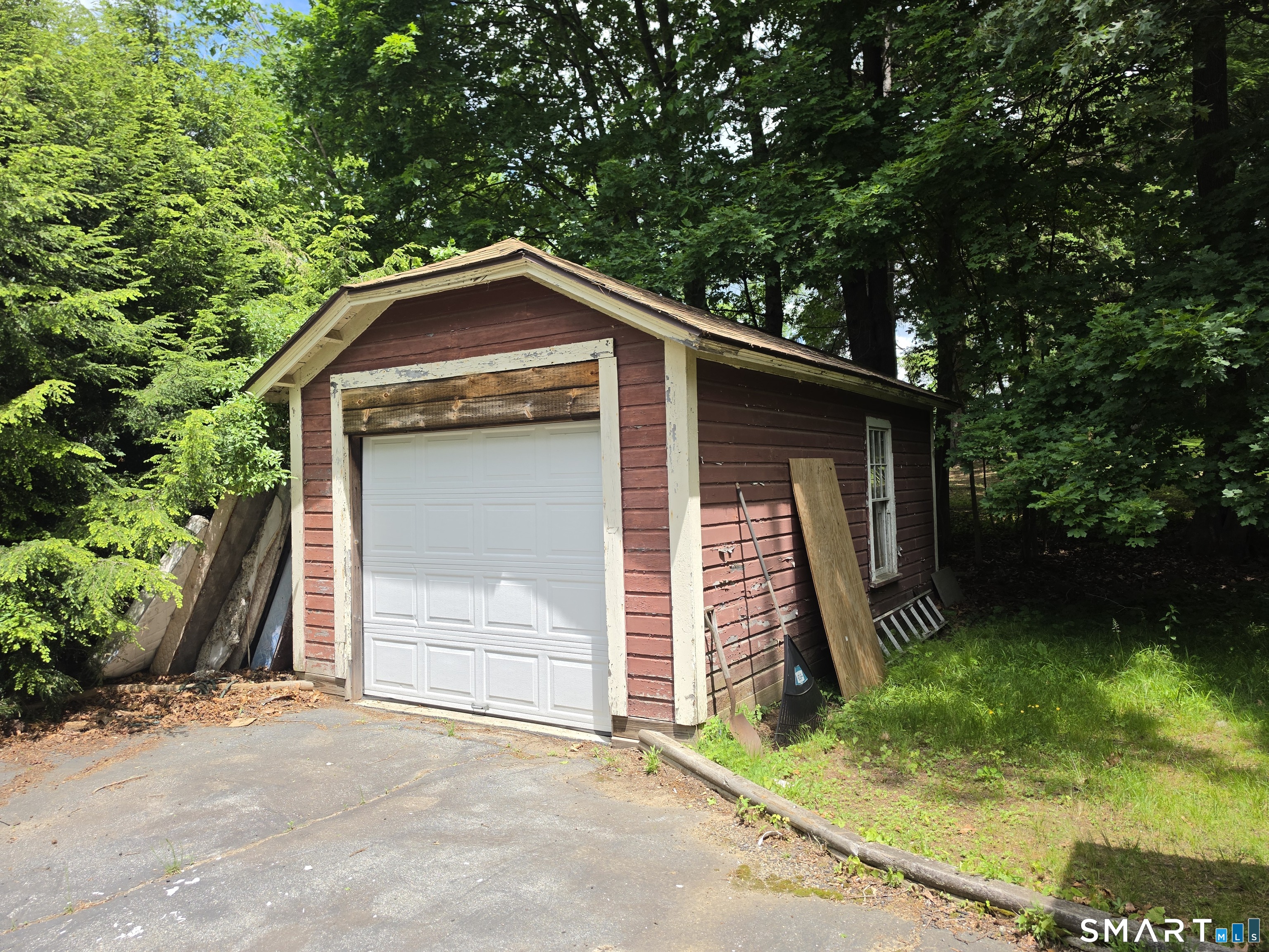 170 Maple Street Killingly, CT 06239 - Photo 12 of 18