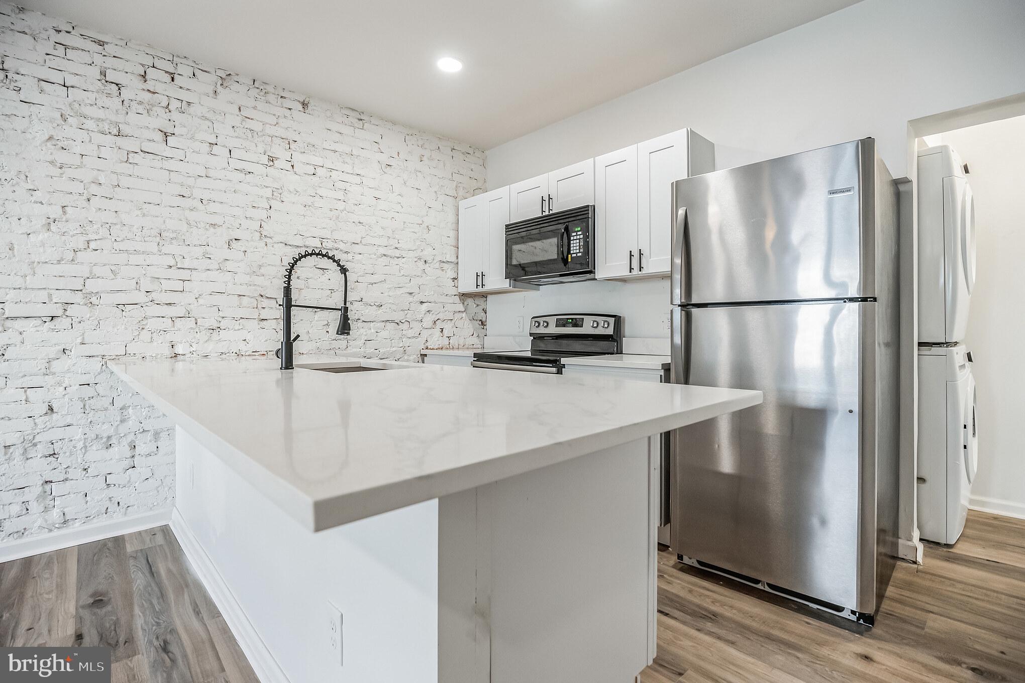 6124 Reedland Street Philadelphia, PA 19142 - Photo 9 of 19 Gallery Image 9
