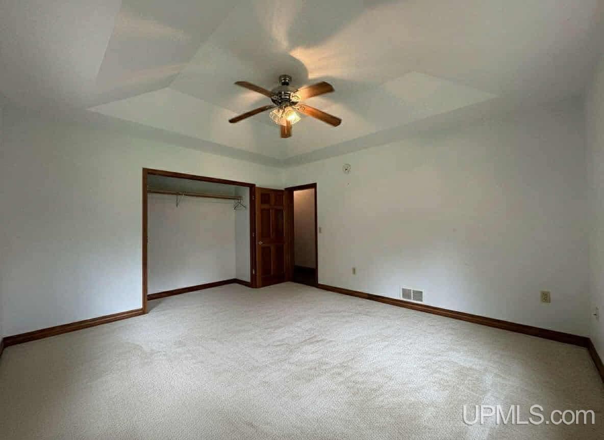 5275 23 1/2 Road Gladstone, MI 49837 - Photo 48 of 68