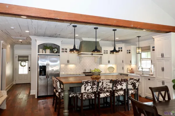 $619,500 | 5687 Island Road, Jarreau, LA 70749