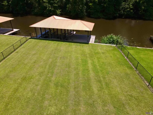 $625,000 | 5687 Island Road, Jarreau, LA 70749