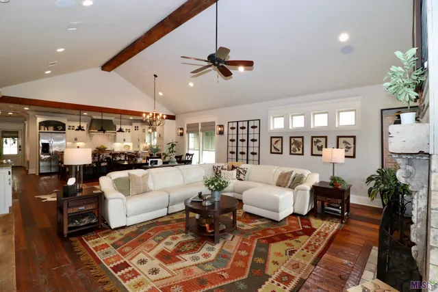 $625,000 | 5687 Island Road, Jarreau, LA 70749