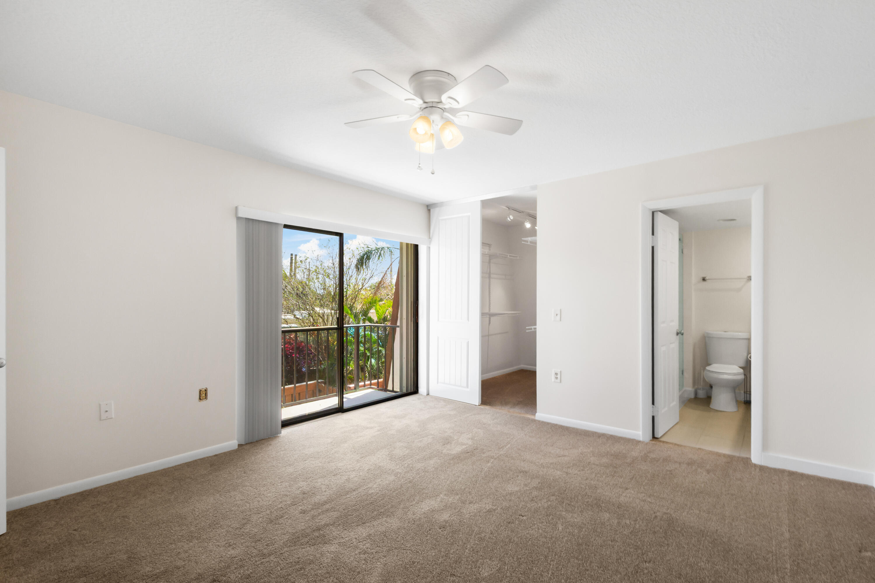 3900 Southeast County Line Road, Unit 12C Tequesta, FL 33469 - Photo 10 of 32 Primary