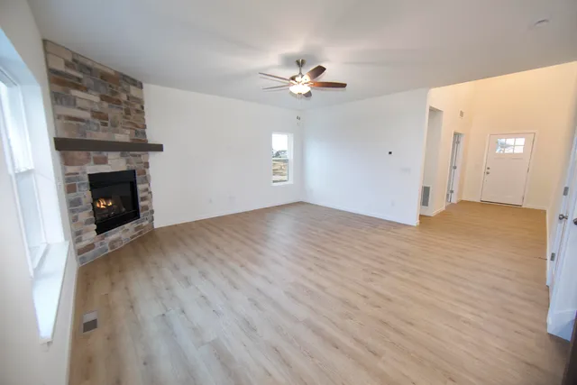 $4,500 | 2009 Savannah Drive, Grafton, WI 53024