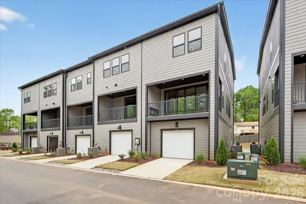 $512,056 | 420 Old Town Vlg Road, Waxhaw, NC 28173